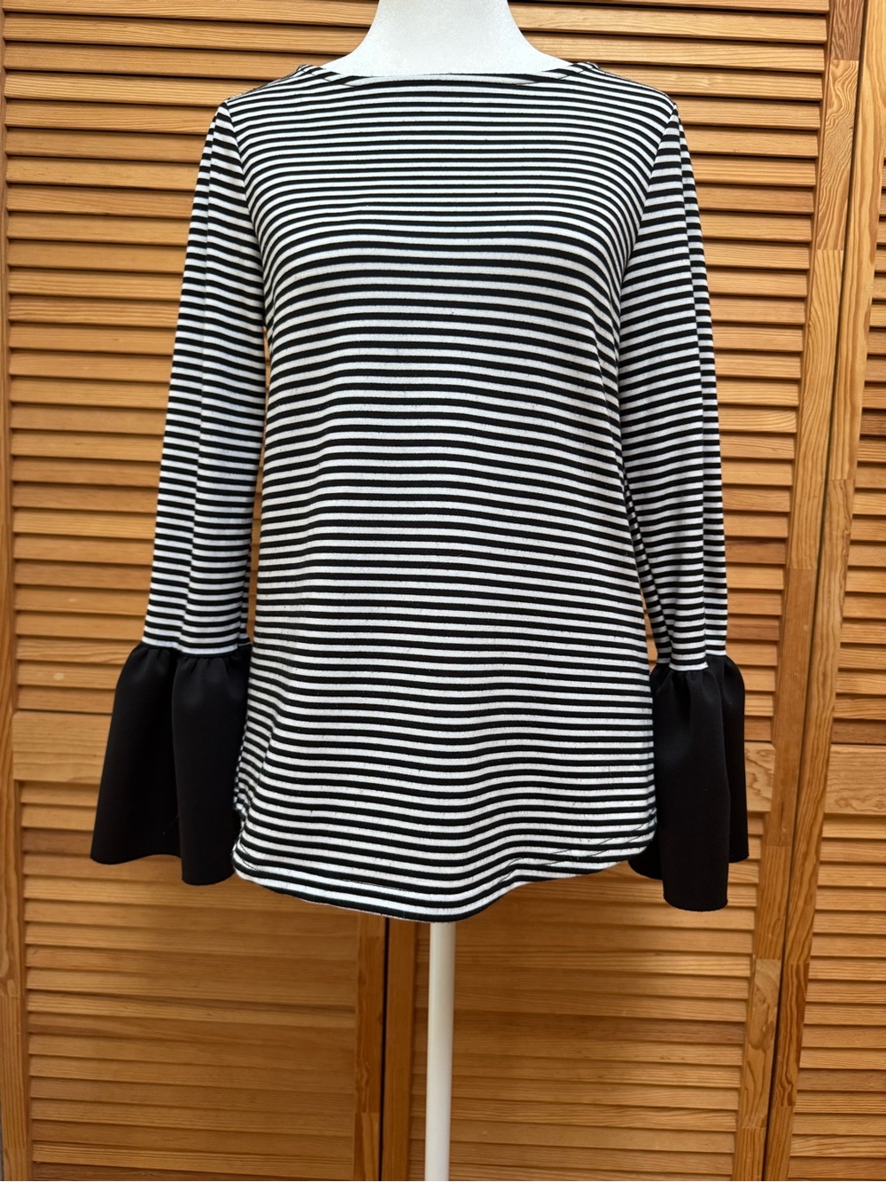 beachlunchlounge Striped Bell Sleeve Knit Top XS Coquette Casual Chic GothLite